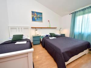 Holiday Home Kate by Interhome