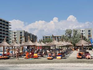 Onix Blue 17 - Mamaia Nord