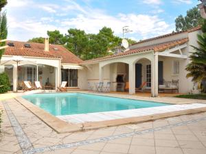 Holiday Home Les Chardons Bleus - TSM218