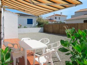 Maisons de vacances Holiday Home Le Maupas - TSM506 by Interhome : photos des chambres