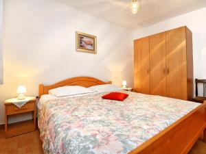 Apartment Albina-2 by Interhome 