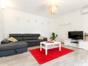 Apartment Valica PRC653