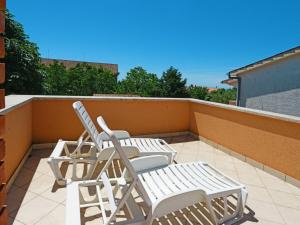 Holiday Home Petrovic by Interhome