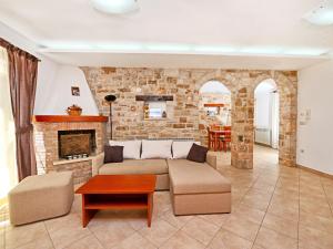 Holiday Home Petrovic by Interhome 