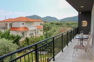 Mirador Apartments