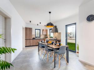 Holiday Home Villa Isabela by Interhome