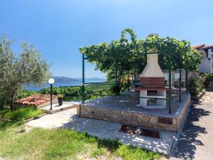 Apartment Johan by Interhome