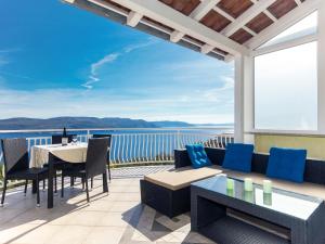 Holiday Home Filip & Katja by Interhome