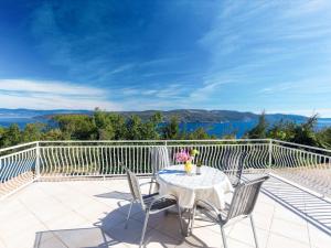 Holiday Home Filip & Katja by Interhome 