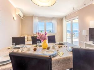 Holiday Home Filip & Katja by Interhome