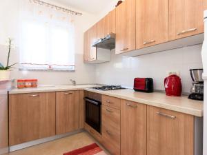 Apartment Andrea-2 by Interhome