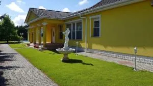 MC. Magánszállás-Debrecen - Álmosd