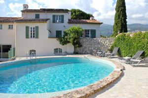 Maisons d'hotes La Vieille Ferme de Grasse : photos des chambres