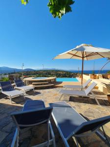 Villa Azure Sea, Istron