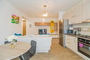 Modern Central Ap - Terrace - Parking