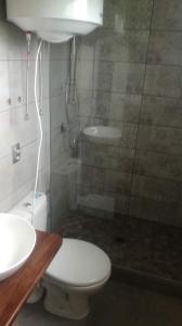 B10 Pan i Pani Żuraw nad Jeziorem
