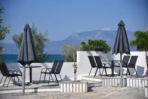 Family apartments 1 - Lékhaion