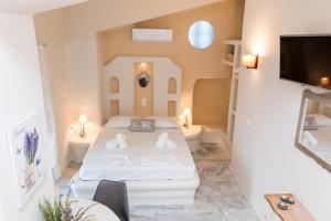 Fratelli Rooms Tinos Greece