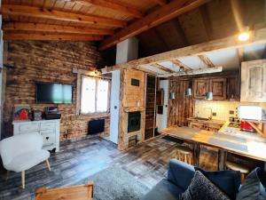Chalets Chalet Le Marmouzet : photos des chambres