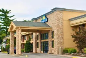 Days Inn by Wyndham Wayne - Haskell