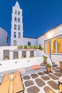 Fratelli Rooms Tinos Greece