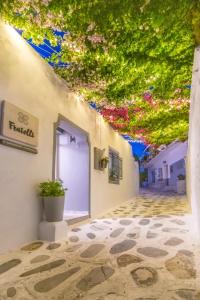 Fratelli Rooms Tinos Greece