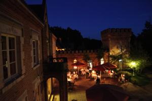 Hotels Hostellerie Du Chateau Les Muids : photos des chambres