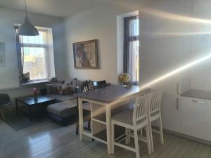 Vilnius apartment with stained glass