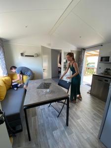 Campings Camping Le Royan : photos des chambres