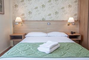 Large Single Room room in Hotel Dei Fiori