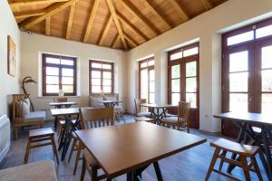 Mare Monte Luxury Suites Spetses Greece