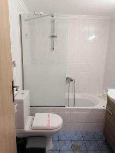 Ninis House 1 - 100m from beach NIDRI TOWN CENTER