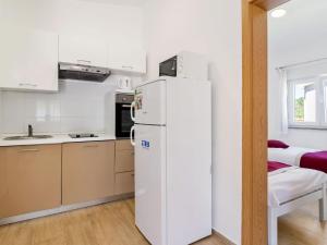 Two-Bedroom Holiday Home room in Stylish Holiday Home in Banjole with Swimming Pool
