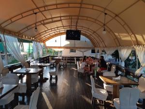 Отель Маленький Рай