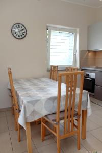Spacious Izola Apartment SL