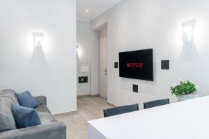 Domus Quiritum Elite, Vatican luxury apartment