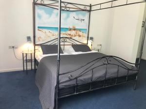 Suite room in Fletcher Strandhotel Renesse