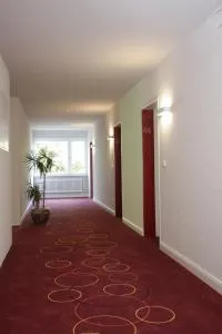 Stern - Кірхгайм-унтер-Тек