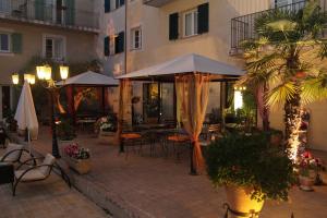 Hotels The Originals City, Hotel Le Village Provencal, Aix-en-Provence Nord (Inter-Hotel) : photos des chambres