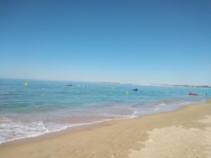 Alvor Beach Front Line Bay