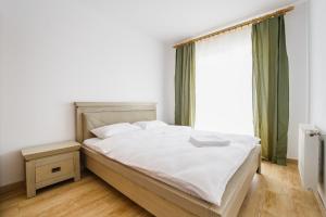 Sunny View 2 Bedroom Central Apartment