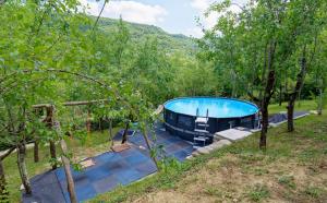 Casa Mira - Two Bedroom Holiday Home with Pool 