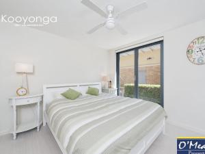 Kooyonga 1, 211 Soldiers Point Rd - waterfront, views linen, aircon