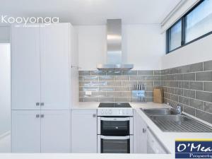 Kooyonga 1, 211 Soldiers Point Rd - waterfront, views linen, aircon