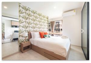 La Casita Hua Hin Pool and Garden View