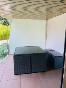 Appartements BNB RENTING 1 bedroom apartment in a brand new building with a pool : photos des chambres