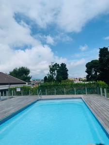 Appartements BNB RENTING 1 bedroom apartment in a brand new building with a pool : photos des chambres