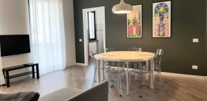 V12 Apartments - Trecate