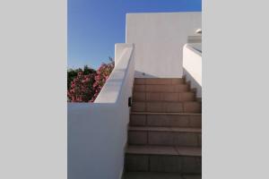 RIZES ELIAS STUDIO WITH SEA VIEW