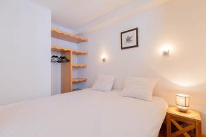 Appart'hotels Madame Vacances Residence Le Parc Des Airelles : photos des chambres
